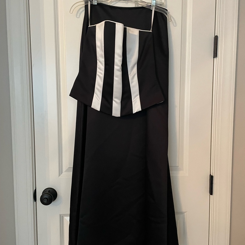 JESSICA McCLINTOCK 2 PIECE FORMAL PROM DRESS BLACK & WHITE